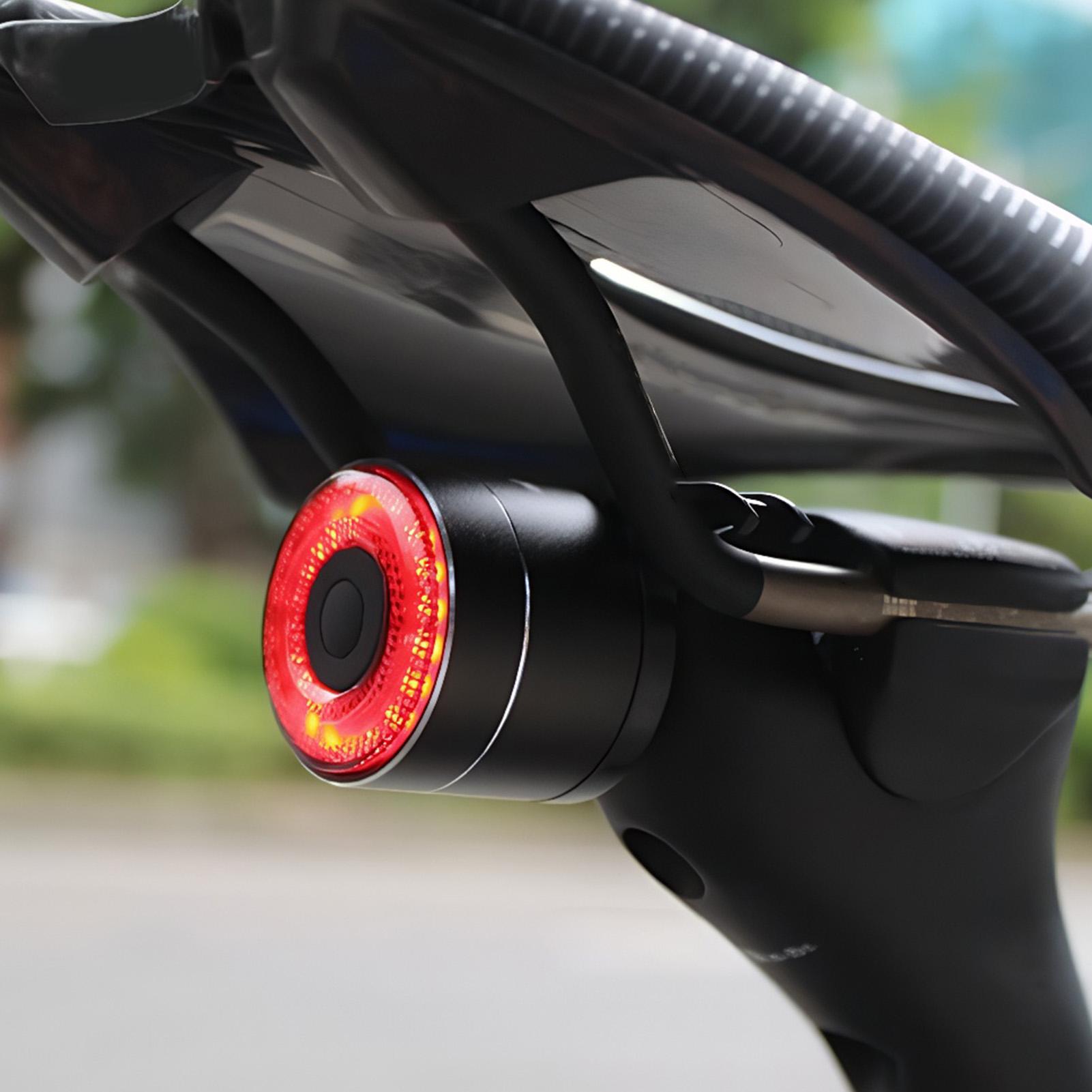 Luce freno bicicletta Luce di  - Commuter Cycling recensione e prezzo