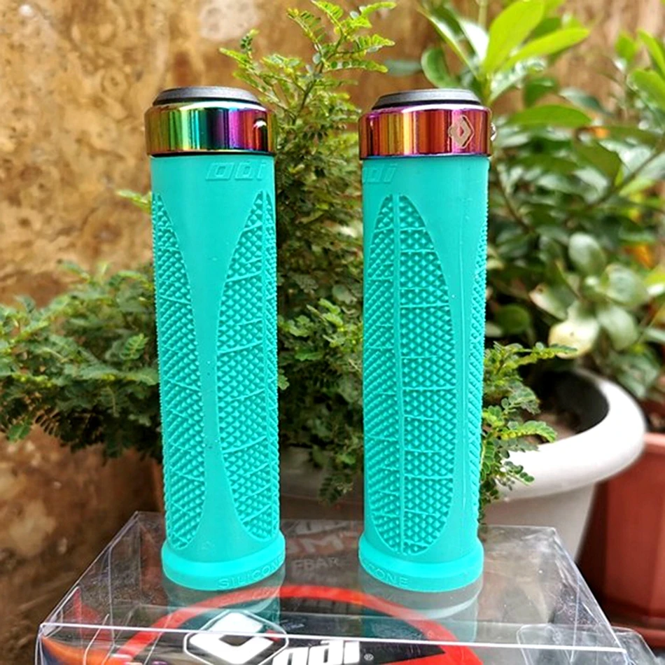 Odi Grips manopole per manubri - Bell Handlebar Ring recensione e prezzo